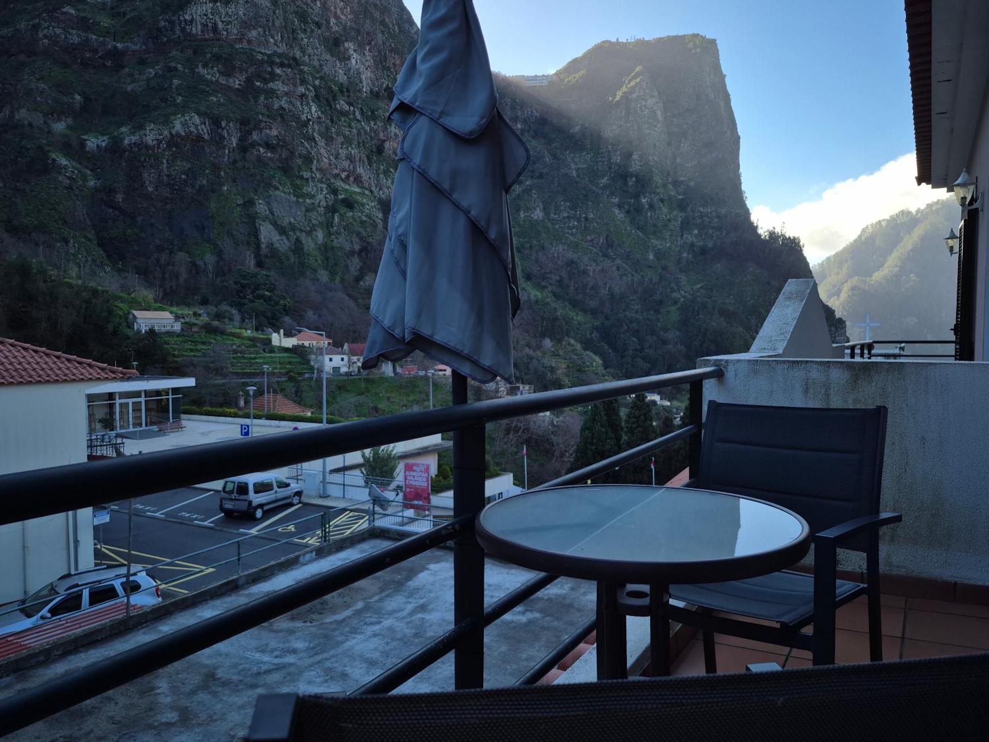 Valley Of Nuns Holiday Apartments Curral Das Freiras Exterior photo